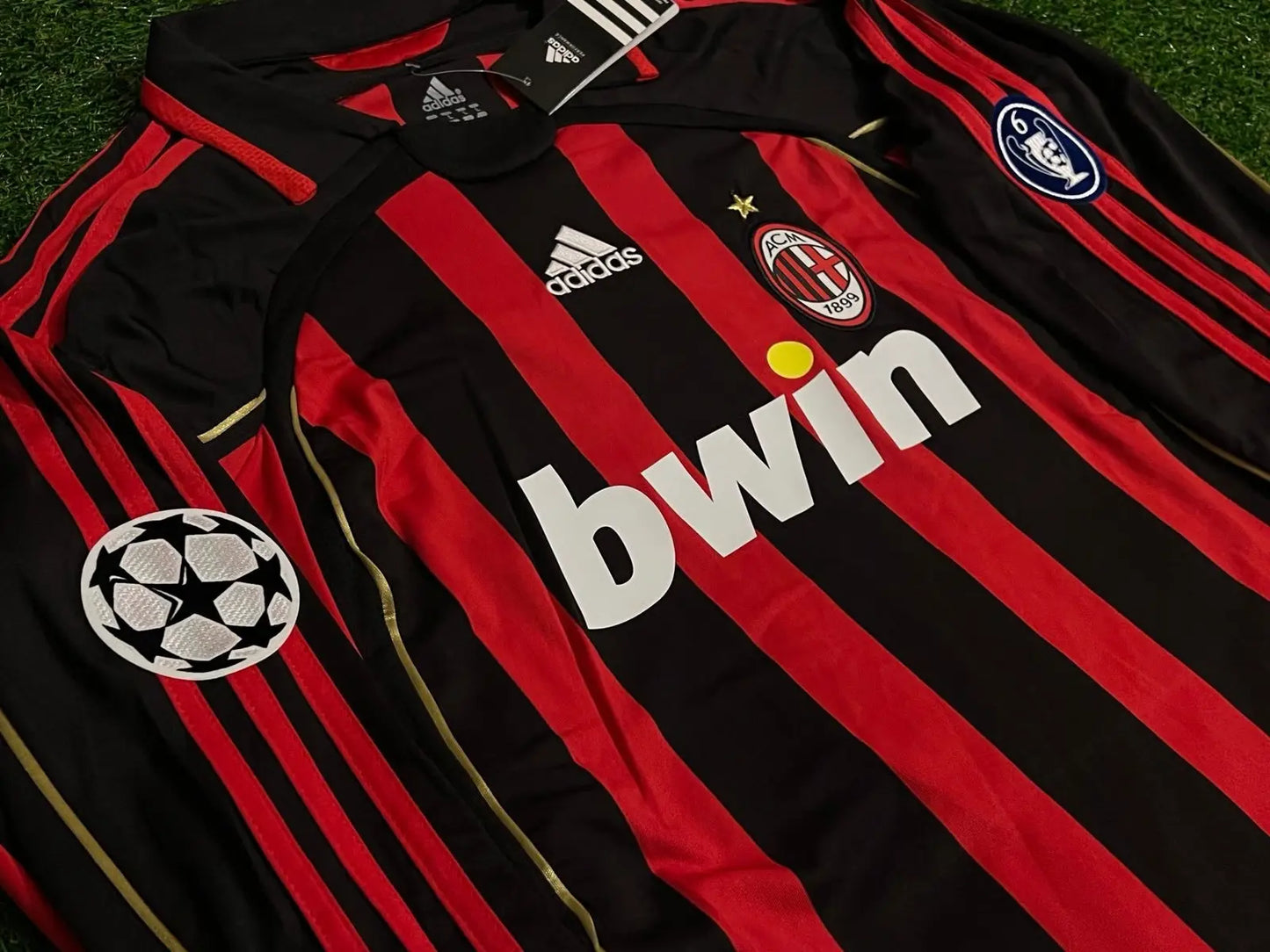 UEFA AC MILAN 0607 RETRO LONG SLEEVES KAKA’ #22 AND MALDINI #10 HOME JERSEY